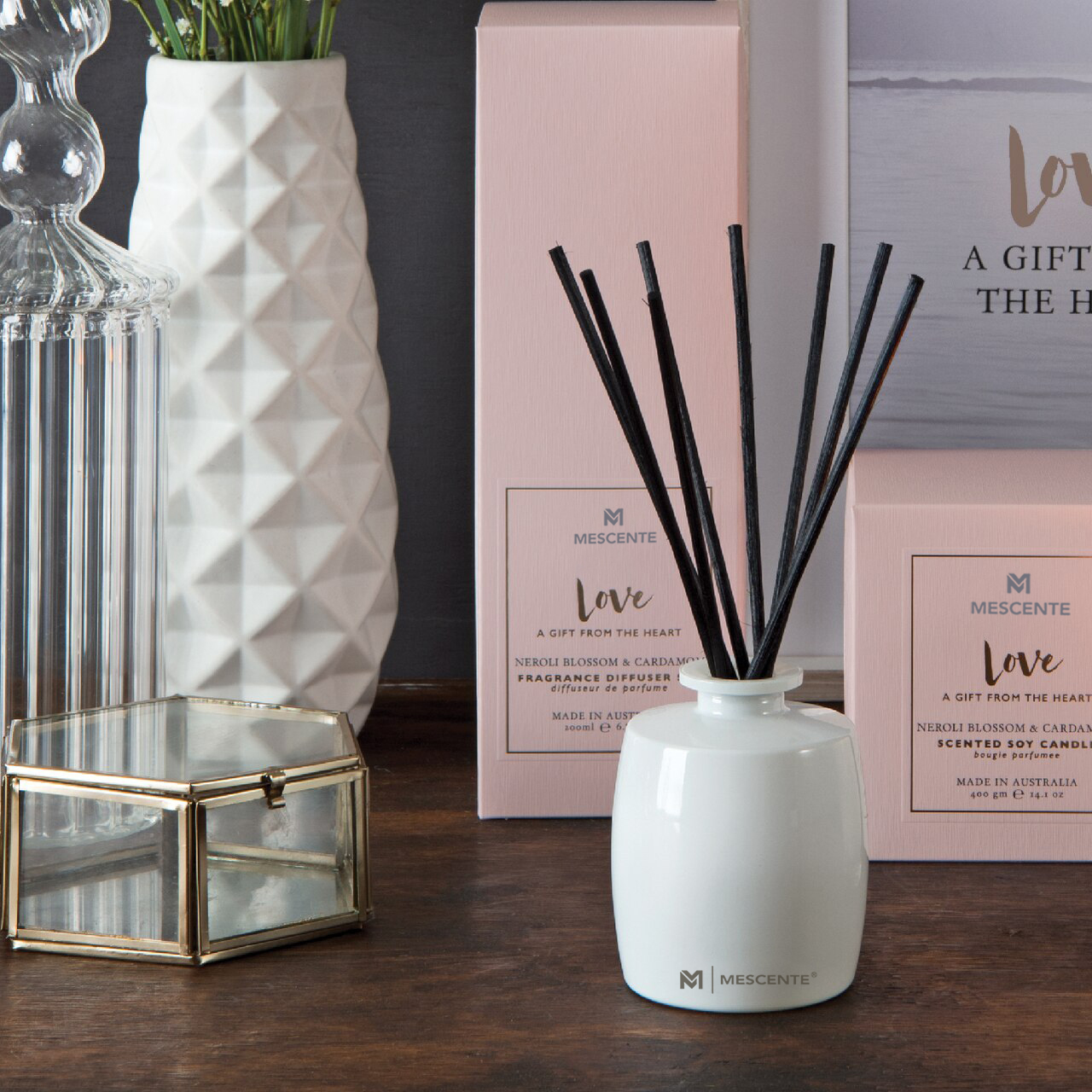 M&Scent Grote glazen fles Home Essentials Aroma Rietverspreider Cadeauset met rotanstokjes