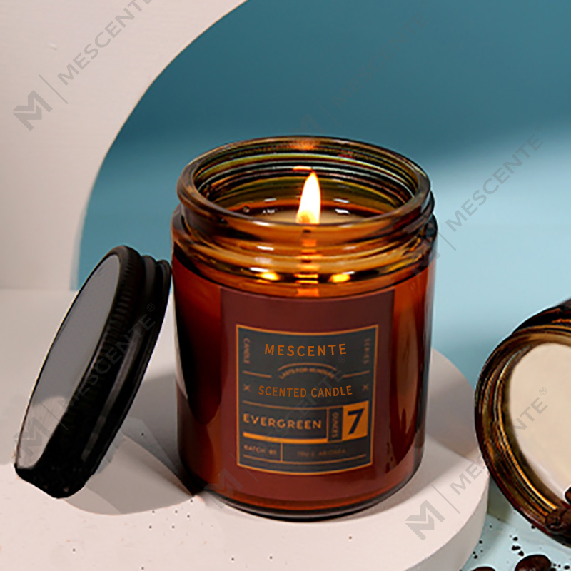 M&Scent custom private label luxe geurkaarsen van sojawas met deksel