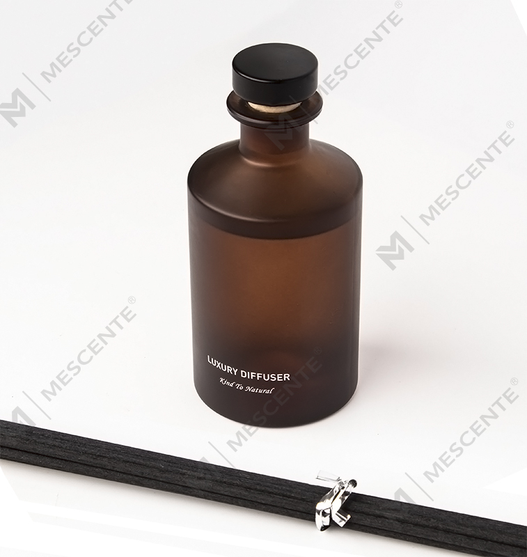 M&Scent op maat gemaakte luxe matglazen fles voor thuis etherische olie rietverspreider