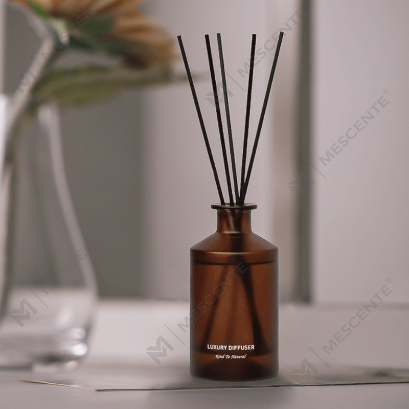 M&Scent op maat gemaakte luxe matglazen fles voor thuis etherische olie rietverspreider