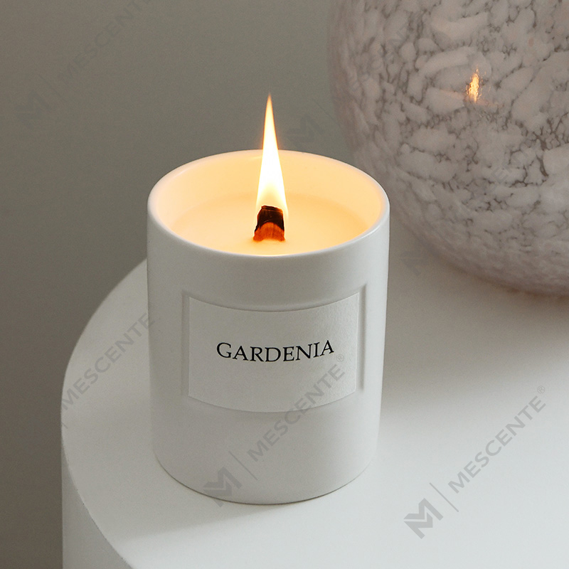 M&Scent groothandel op maat gemaakte luxe huisgeur glazen potten geurkaarsen van sojawas