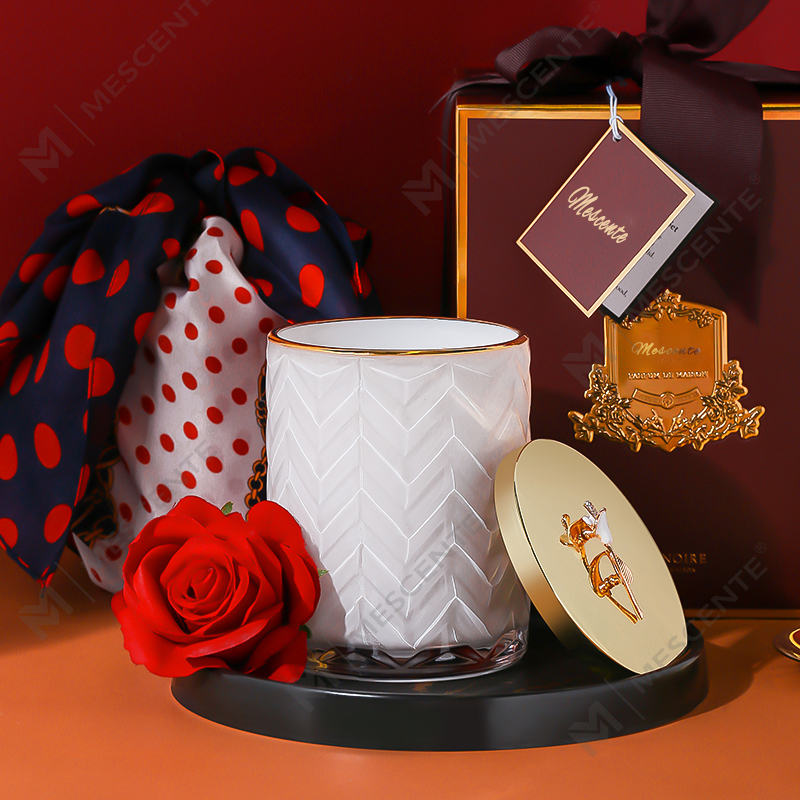 M&Scent groothandel op maat gemaakte private label container aromatherapie geurende geur aroma sojakaarsen met kristallen