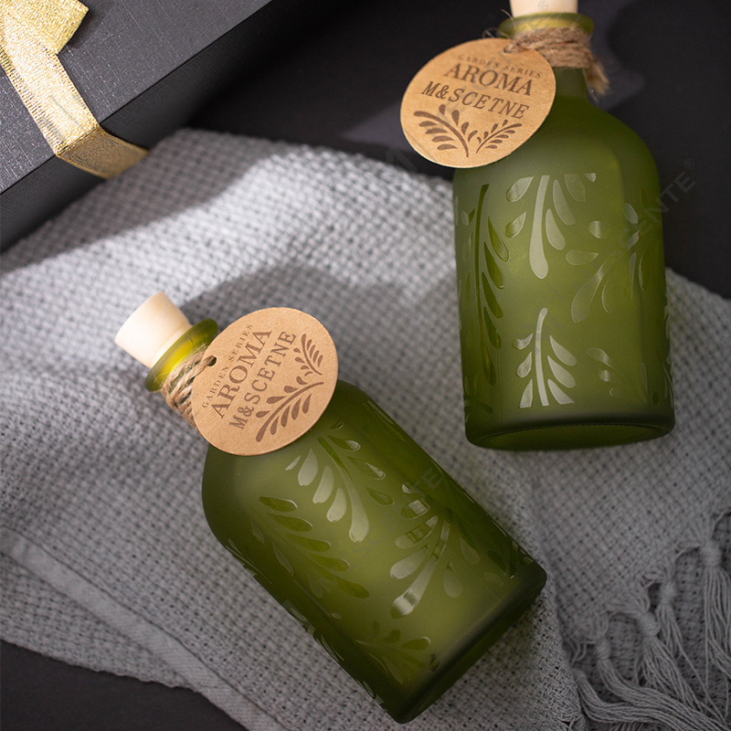 M&Scent Luxe op maat gemaakte private label glazen fles bloem vloeibare rietverspreider met geschenkdoos