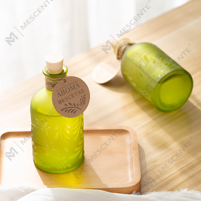 Glazen fles bloemen vloeibare aromatherapie diffuser met geschenkdoos