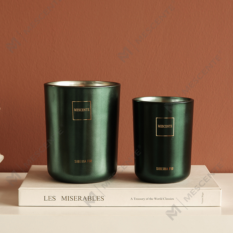 M&Scent Groothandel op maat gemaakte luxe private label pijler geurende sojawas houten lont aromakaars