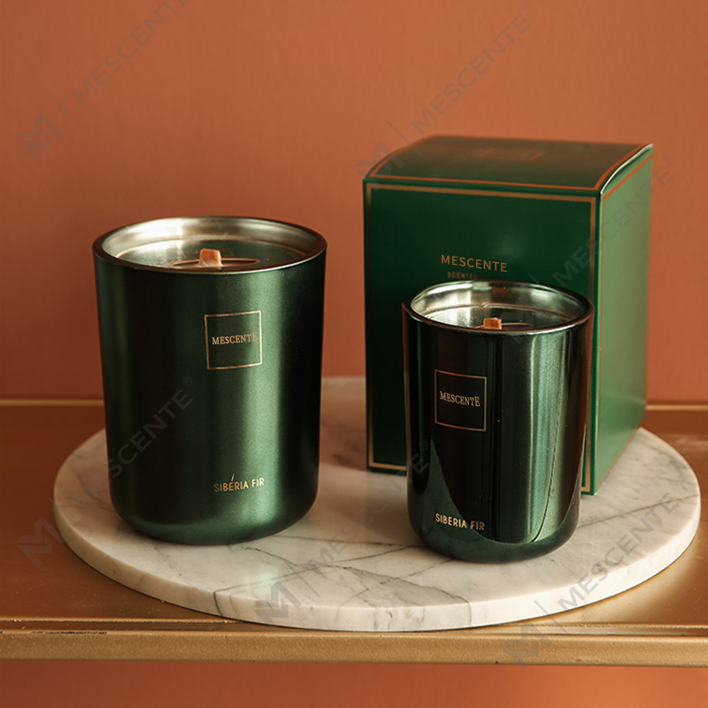 M&Scent Groothandel op maat gemaakte luxe private label pijler geurende sojawas houten lont aromakaars