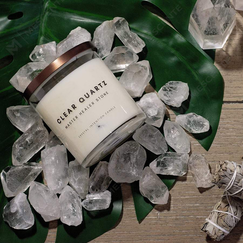 M&Scent nieuwe productideeën, genezende, met kristallen doordrenkte ambachten, geurkaarsen van sojawas