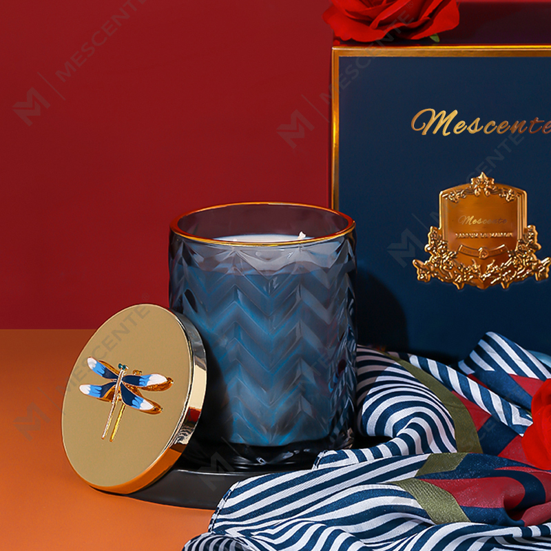 M&Scent groothandel op maat gemaakte private label container aromatherapie geurende geur aroma sojakaarsen met kristallen