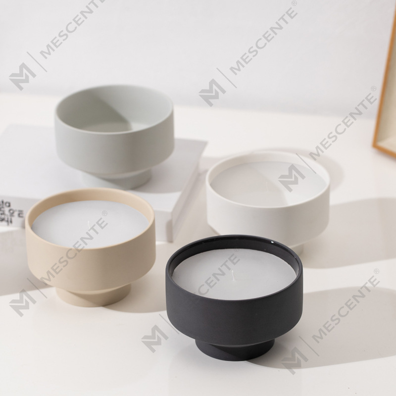 M&Scent Groothandel op maat gemaakte grote moderne 3-lont witte matte kerstkaarspot met bamboe deksel