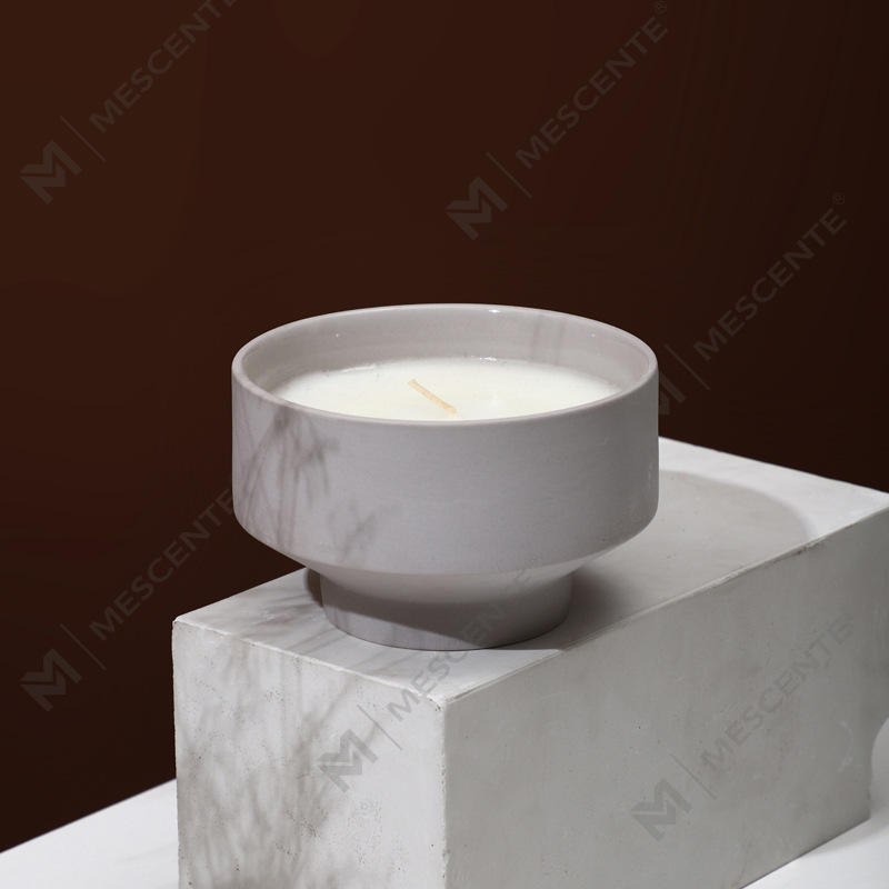 M&Scent Groothandel op maat gemaakte grote moderne 3-lont witte matte kerstkaarspot met bamboe deksel