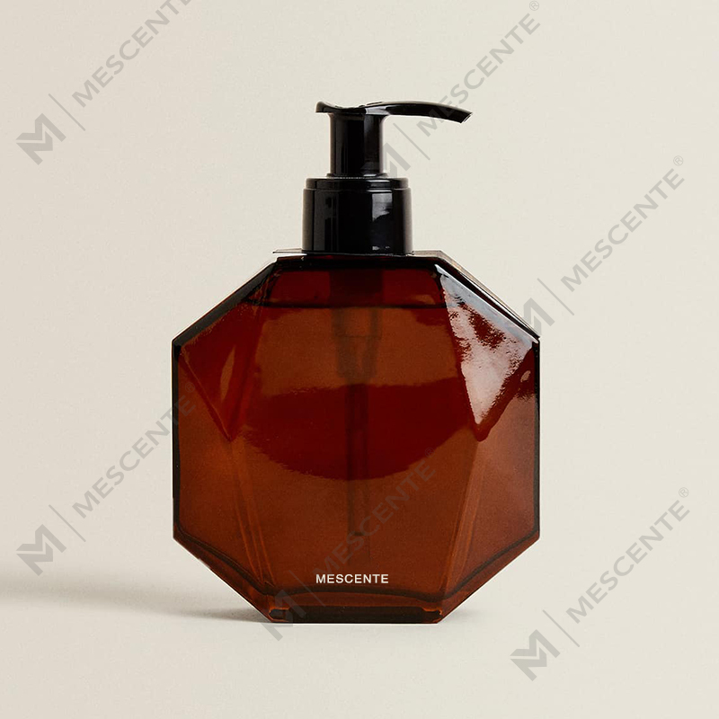 Private Label etherische olie kamerspray met doos M&scent op maat gemaakte luxe kamer- en linnenluchtverfrissers glazen fles, verfdoos vloeistof