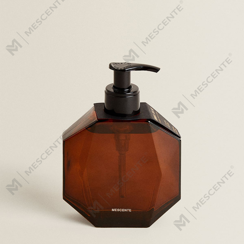 Private Label etherische olie kamerspray met doos M&scent op maat gemaakte luxe kamer- en linnenluchtverfrissers glazen fles, verfdoos vloeistof