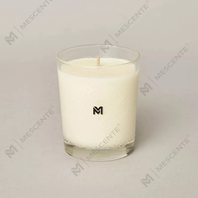 M&Scent Groothandel Nieuwe Luxe Custom Private Label Kerst Kristallen Potten Kerzen Geurende Sojakaars Met Deksel